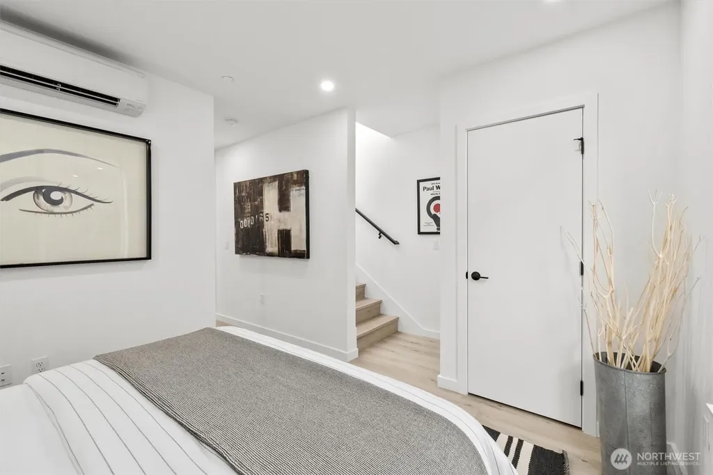 6602 Carleton Avenue S Seattle WA 98108