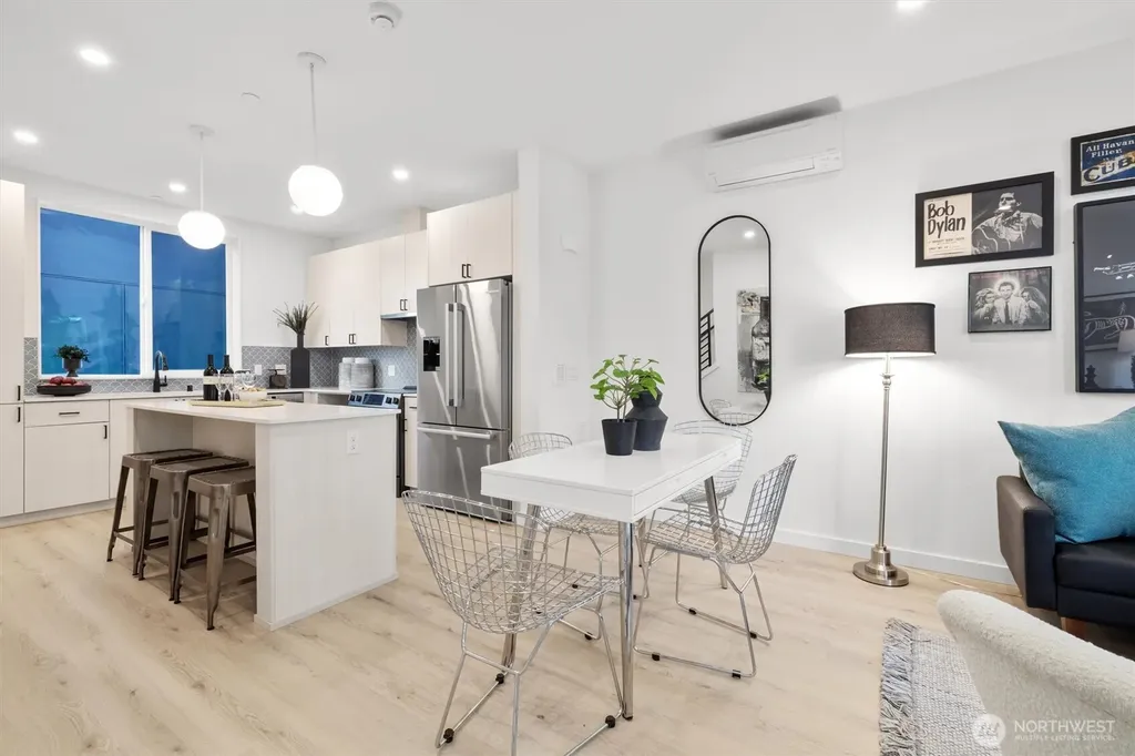 6602 Carleton Avenue S Seattle WA 98108