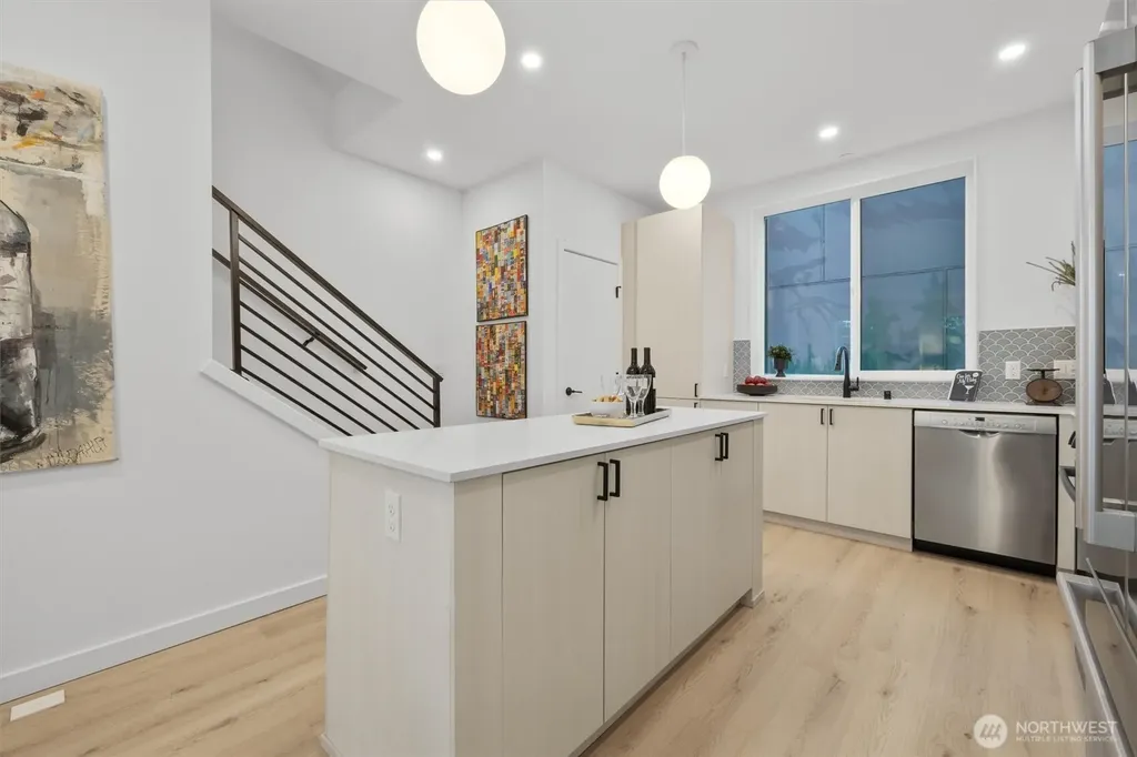 6602 Carleton Avenue S Seattle WA 98108