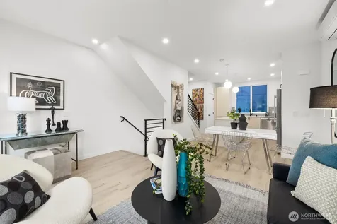 6602 Carleton Avenue S Seattle WA 98108