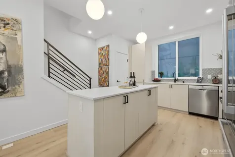 6602 Carleton Avenue S Seattle WA 98108