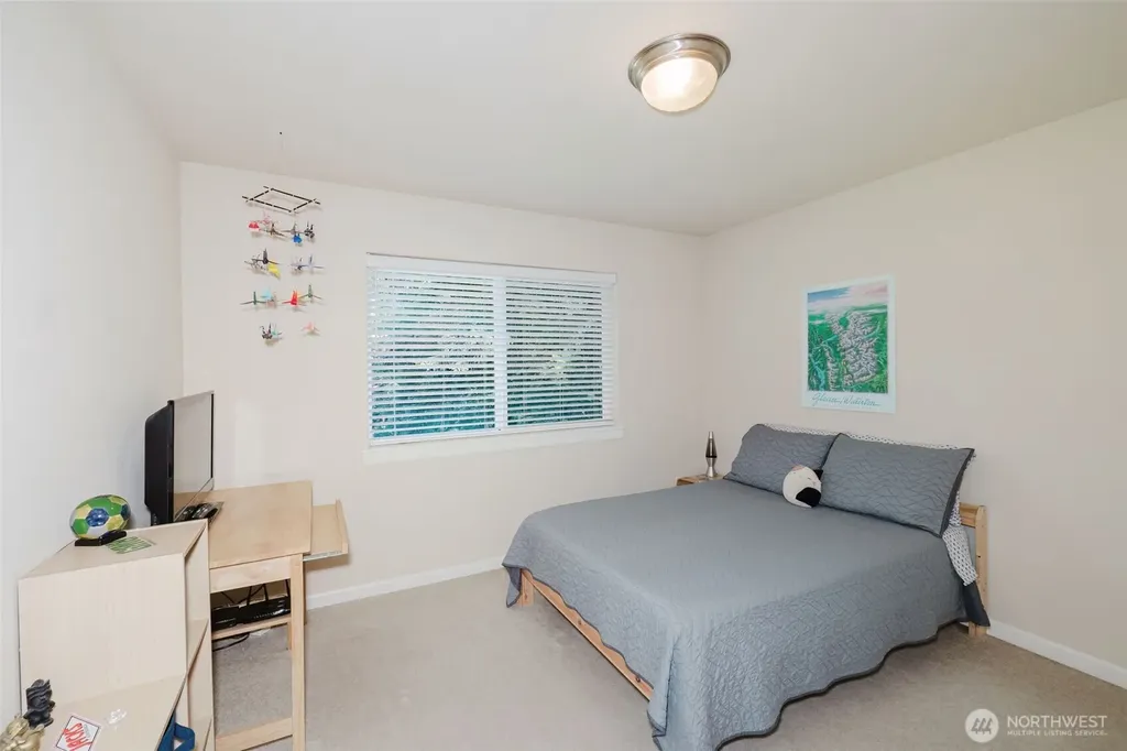 8400 Jeatran Place NW Silverdale WA 98383