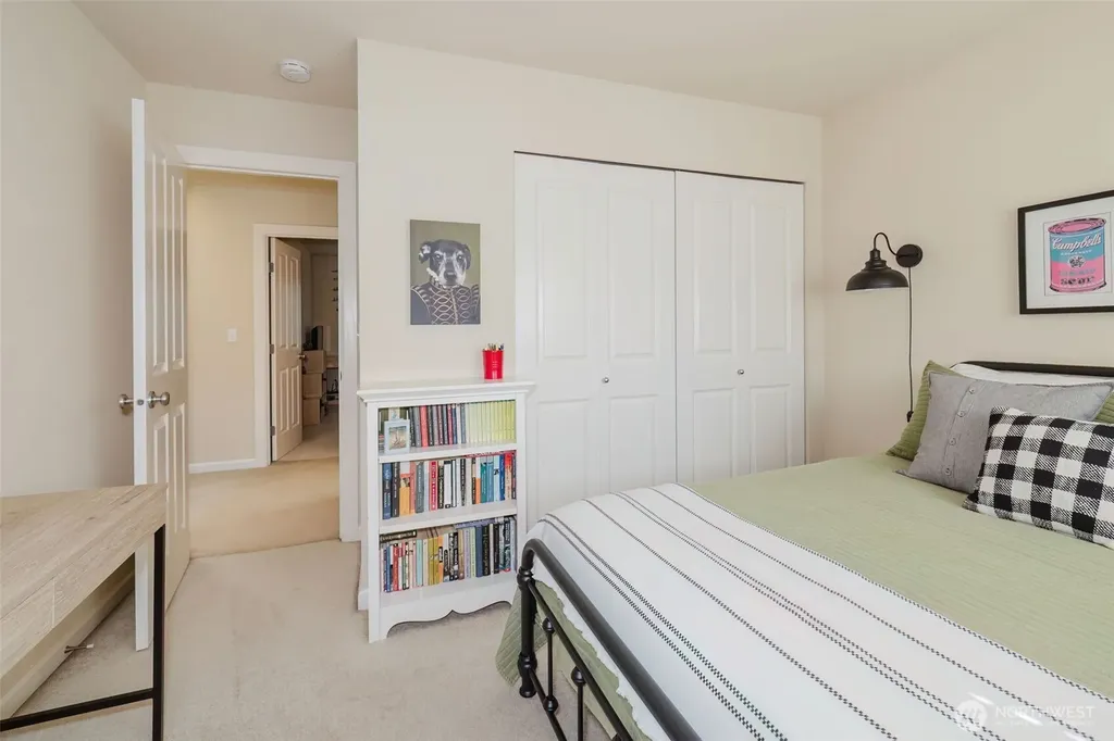 8400 Jeatran Place NW Silverdale WA 98383