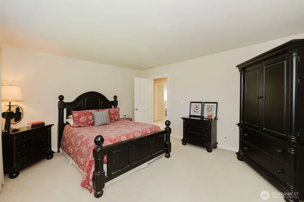 8400 Jeatran Place NW Silverdale WA 98383
