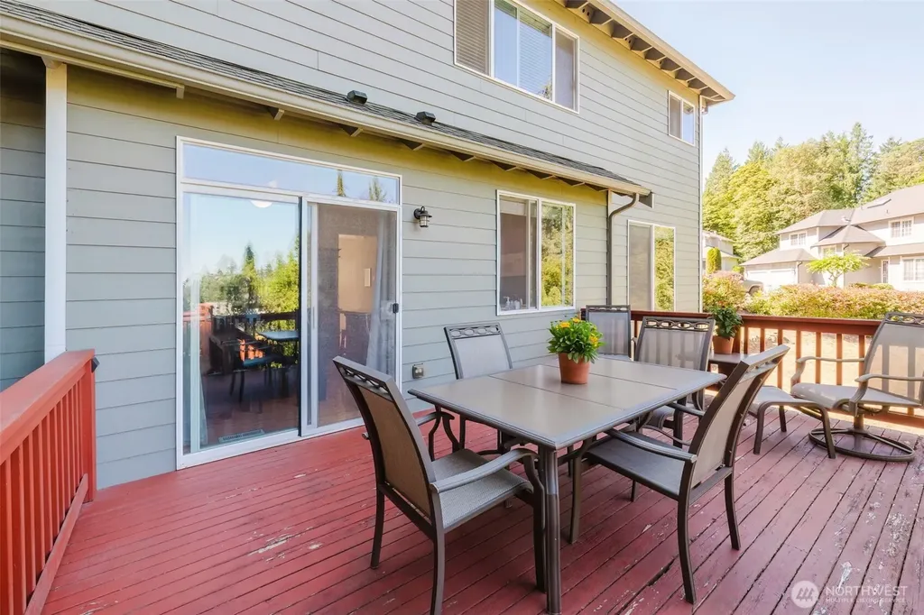 8400 Jeatran Place NW Silverdale WA 98383