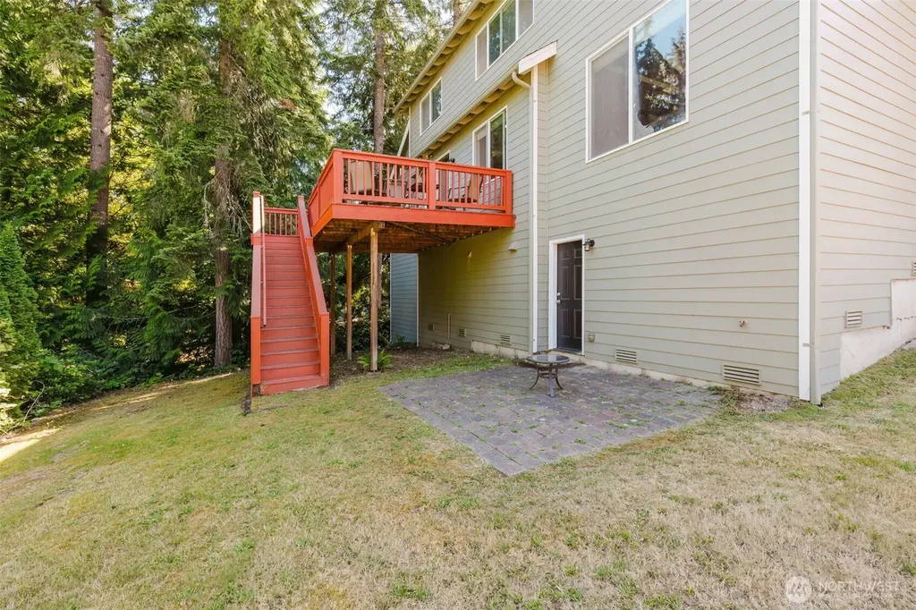 8400 Jeatran Place NW Silverdale WA 98383