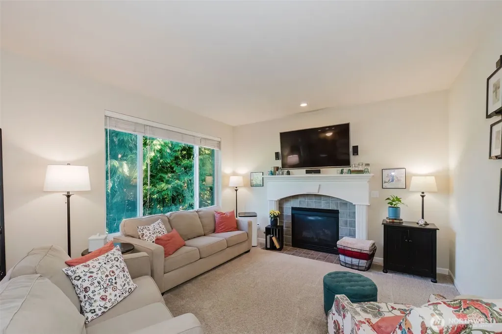 8400 Jeatran Place NW Silverdale WA 98383