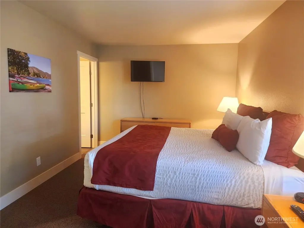 1 Lakeside 716-i Manson WA 98831