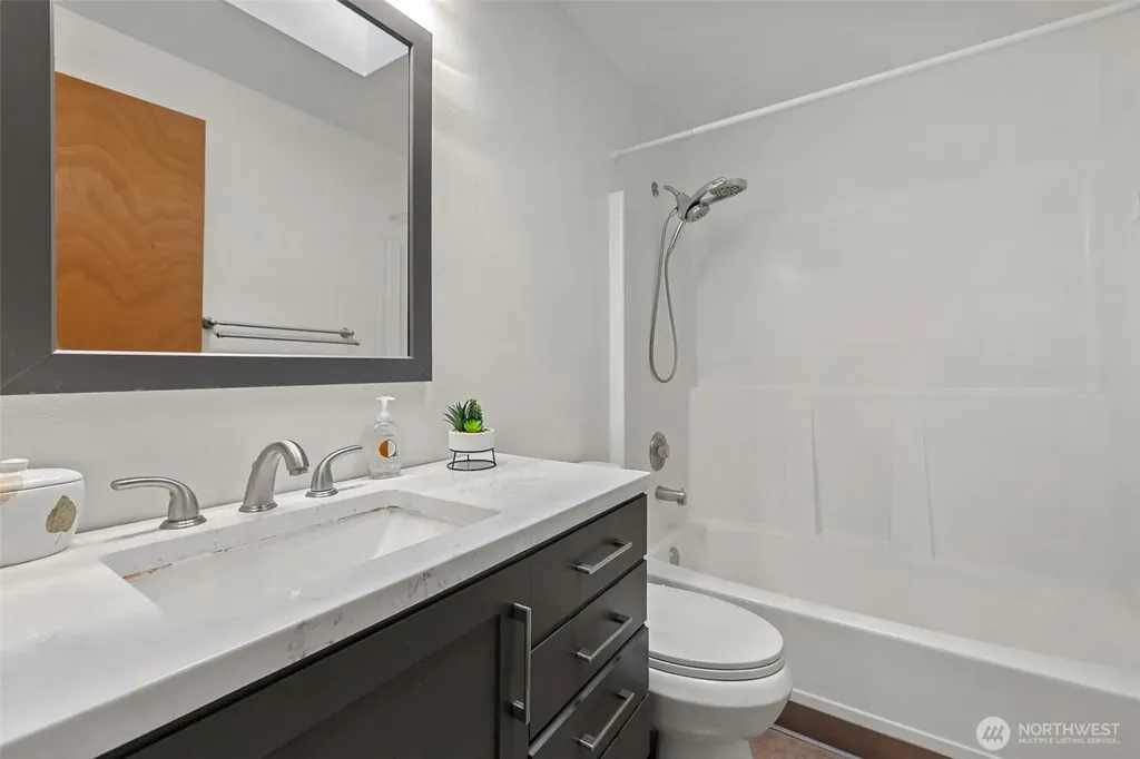 1251 Russell Drive Coupeville WA 98239