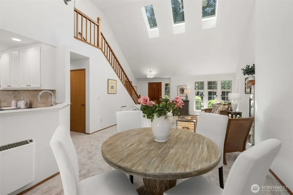 10109 NE Knight Road Bainbridge Island WA 98110
