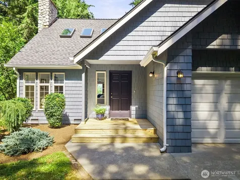 10109 NE Knight Road Bainbridge Island WA 98110