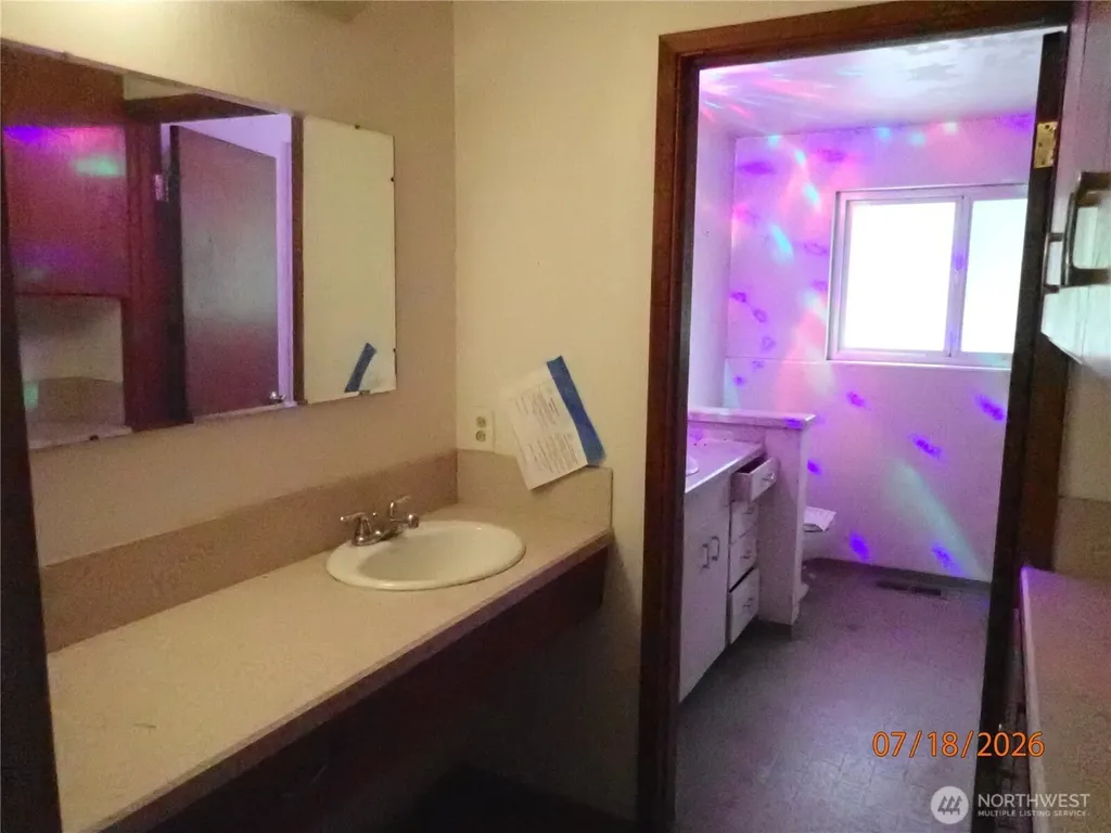 620 W Harriet Avenue Montesano WA 98563