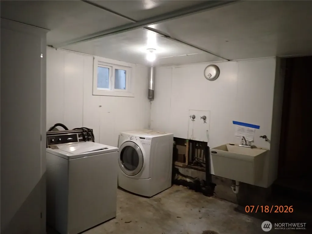 620 W Harriet Avenue Montesano WA 98563
