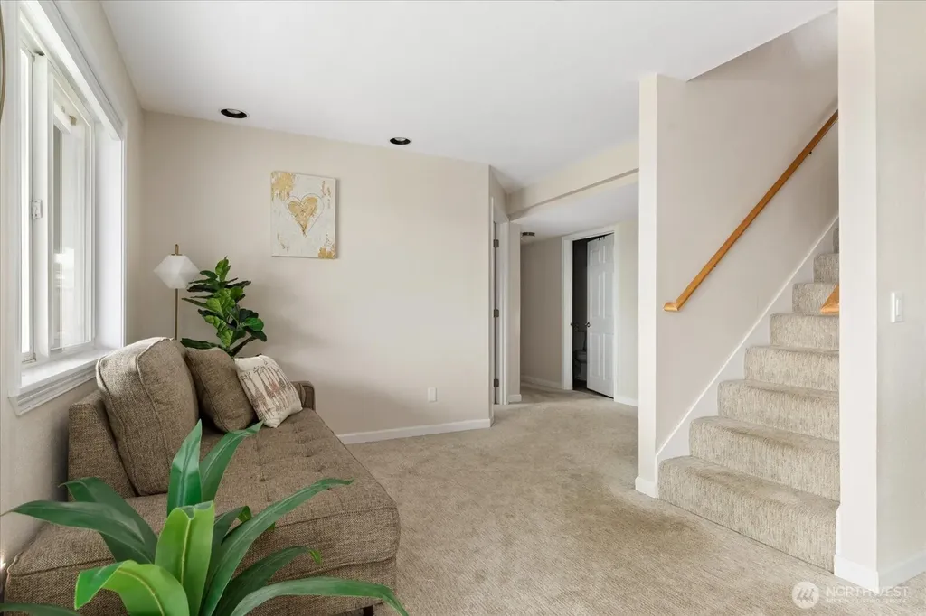 5055 Honeymoon Bay Road Freeland WA 98249