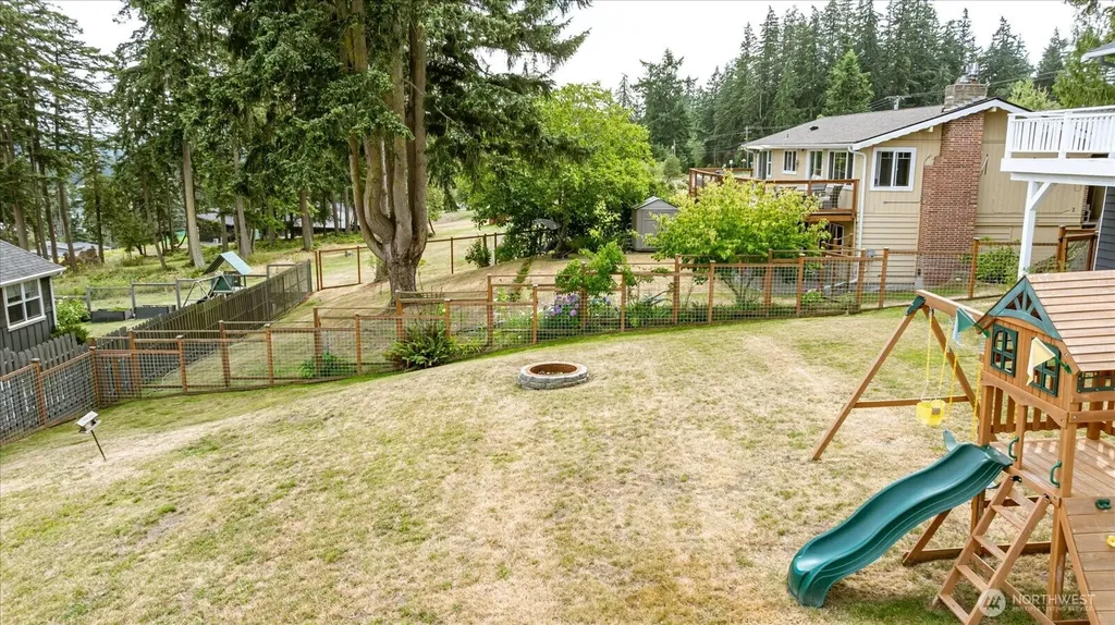 5055 Honeymoon Bay Road Freeland WA 98249