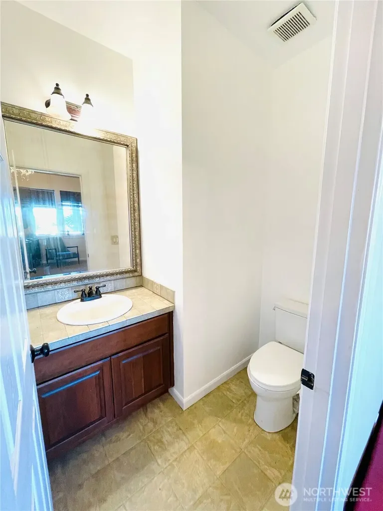 409 SE 50th Street SE Auburn WA 98092