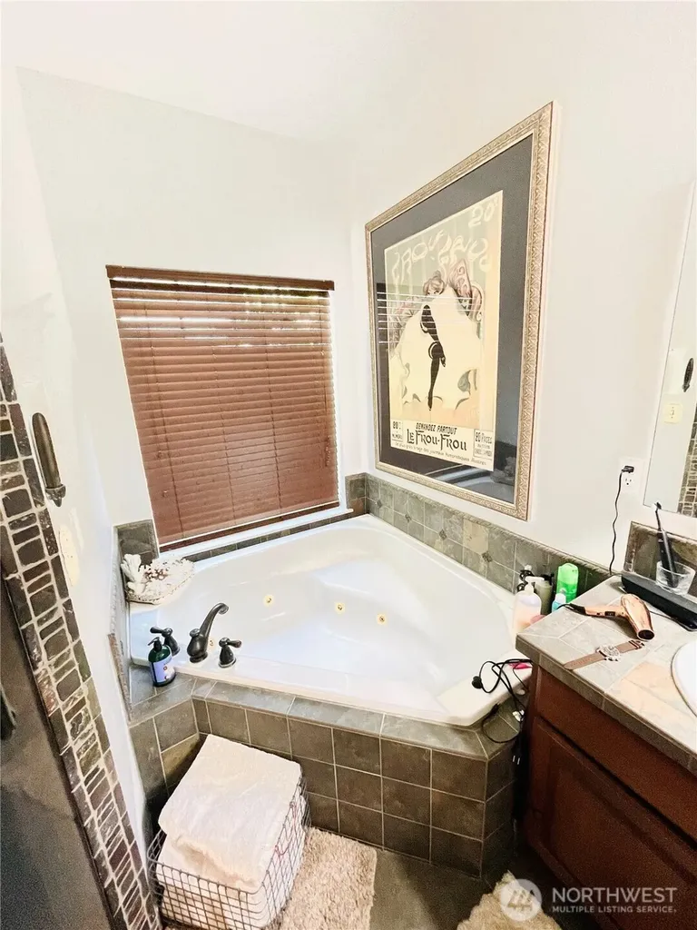 409 SE 50th Street SE Auburn WA 98092