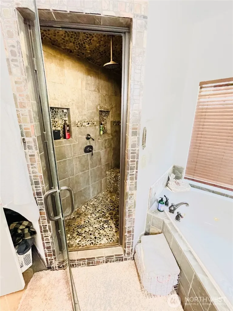 409 SE 50th Street SE Auburn WA 98092