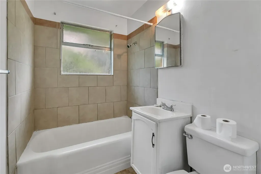 7420 Rainier Avenue S Seattle WA 98118