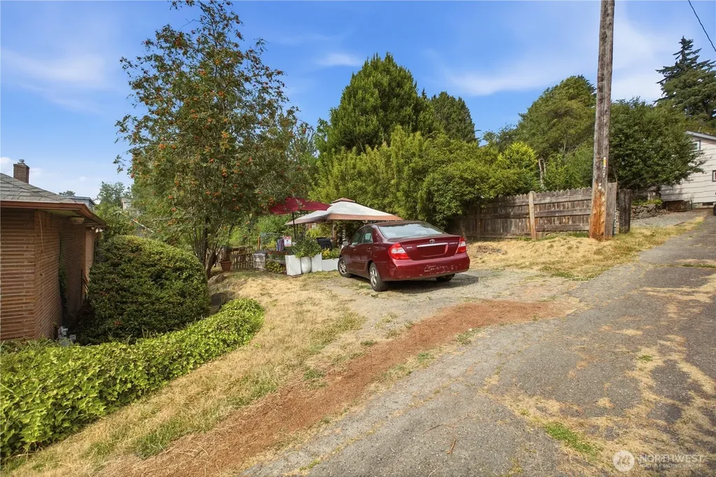 7420 Rainier Avenue S Seattle WA 98118