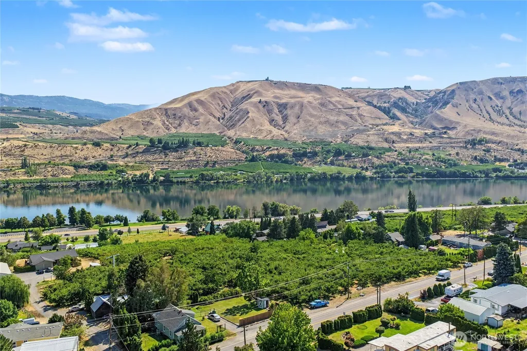 860 S Nancy Avenue East Wenatchee WA 98802