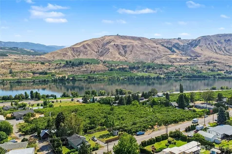 860 S Nancy Avenue East Wenatchee WA 98802