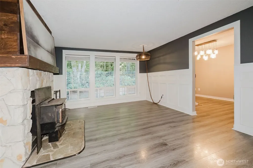7629 Oak Park Drive NW Bremerton WA 98311