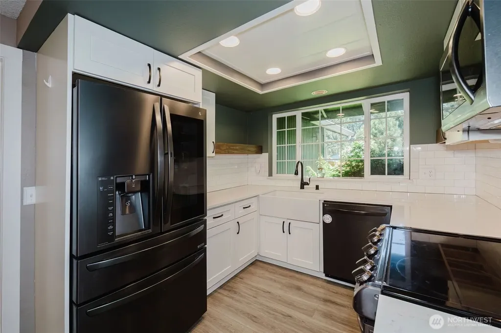 7629 Oak Park Drive NW Bremerton WA 98311