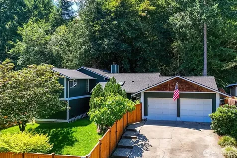 7629 Oak Park Drive NW Bremerton WA 98311