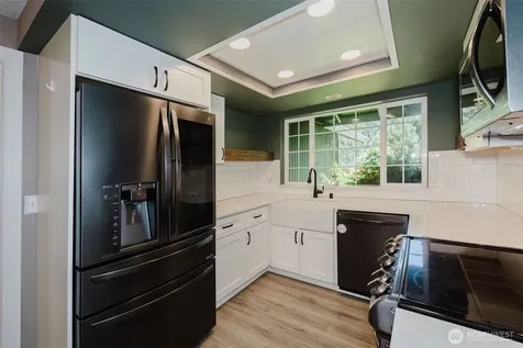 7629 Oak Park Drive NW Bremerton WA 98311