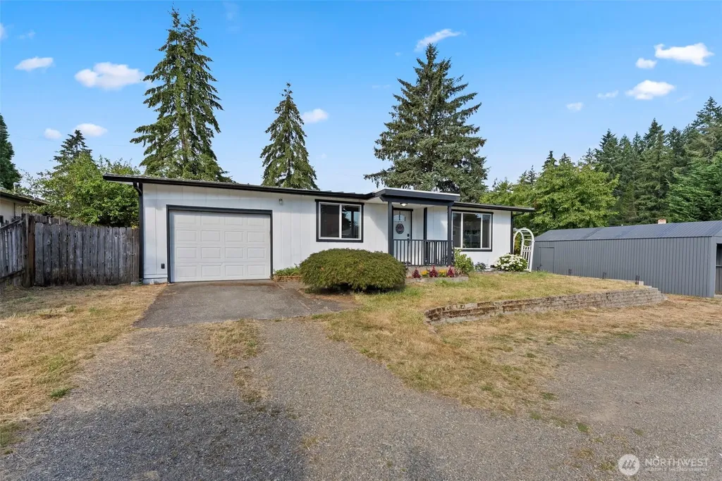 1713 Madison Street Shelton WA 98584