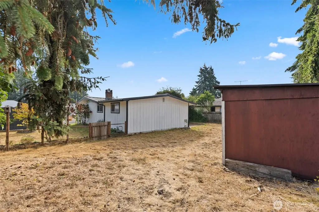 1713 Madison Street Shelton WA 98584