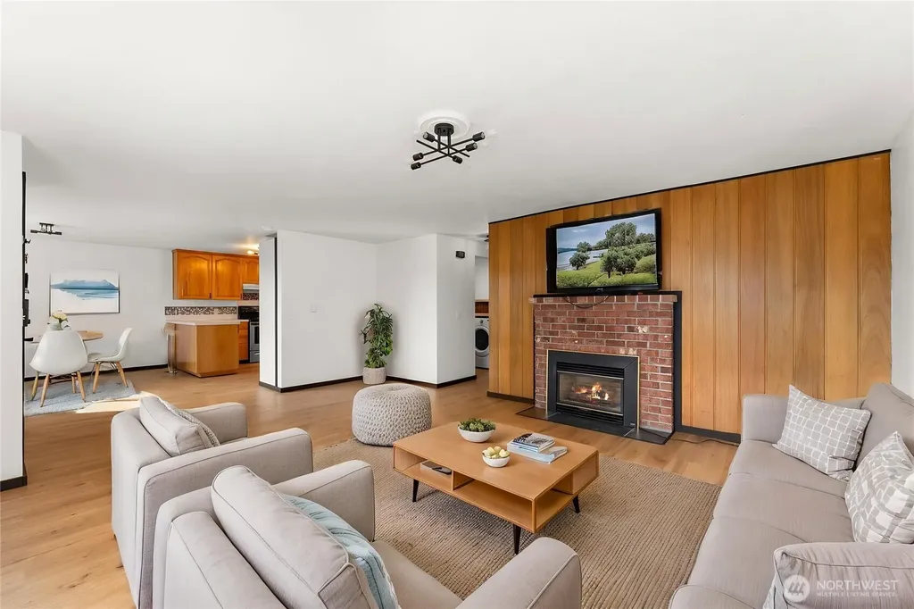 1713 Madison Street Shelton WA 98584