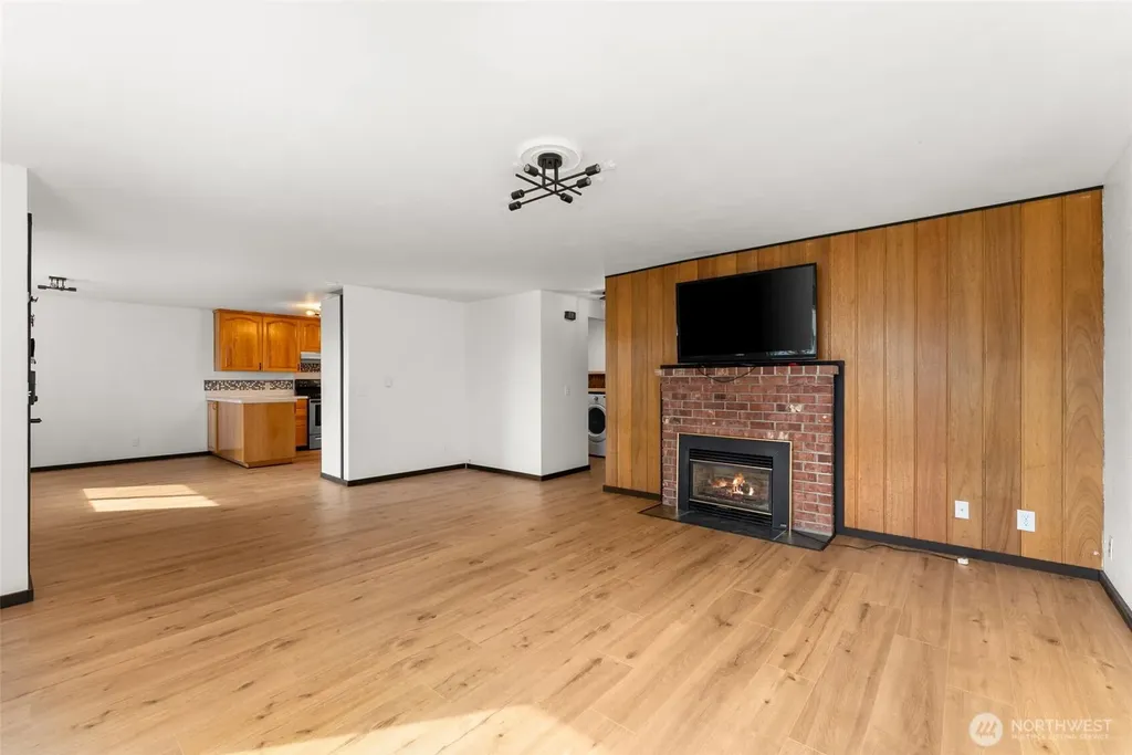 1713 Madison Street Shelton WA 98584