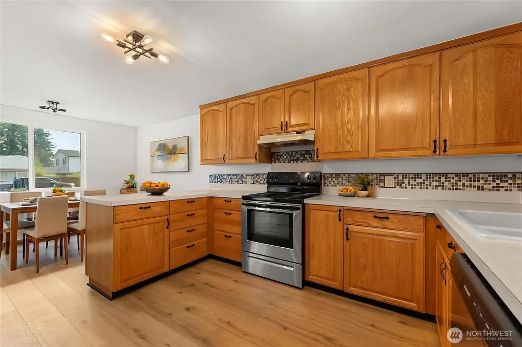 1713 Madison Street Shelton WA 98584