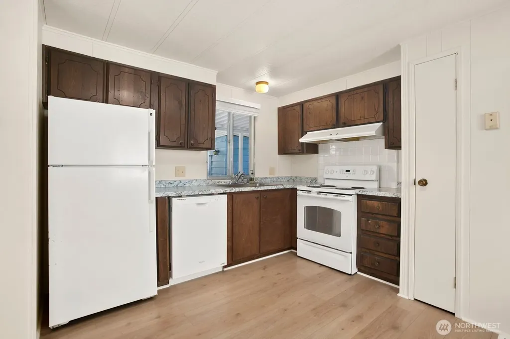 1121 244th Street SW Bothell WA 98021