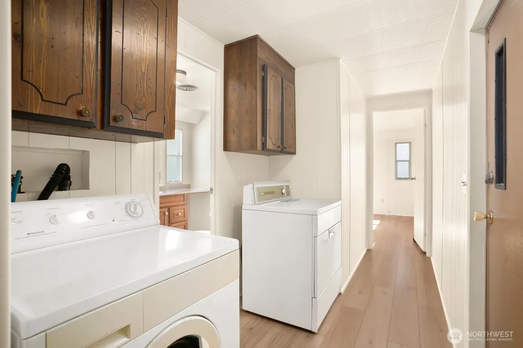 1121 244th Street SW Bothell WA 98021
