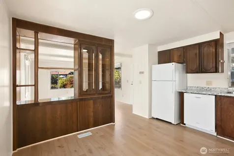 1121 244th Street SW Bothell WA 98021