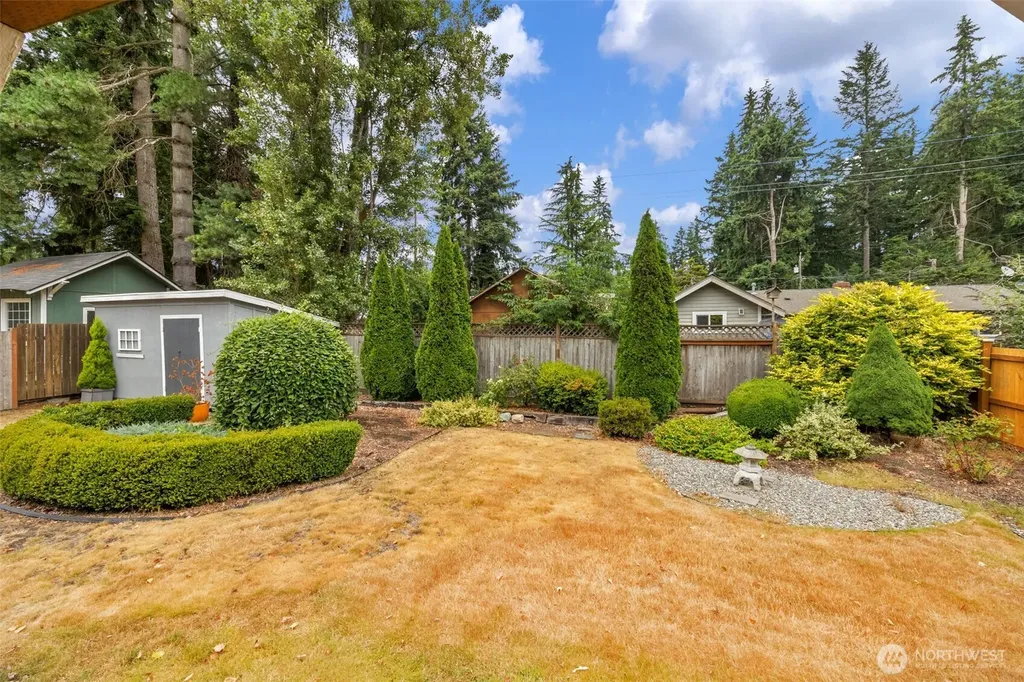 824 NE 194th Street Shoreline WA 98155