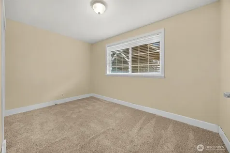 824 NE 194th Street Shoreline WA 98155