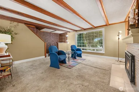 824 NE 194th Street Shoreline WA 98155