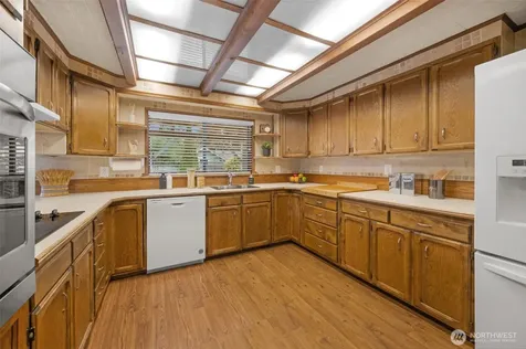 824 NE 194th Street Shoreline WA 98155