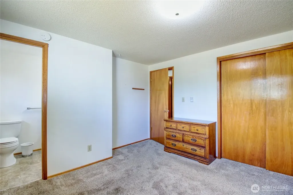 1907 Sparrs Lane Burlington WA 98233