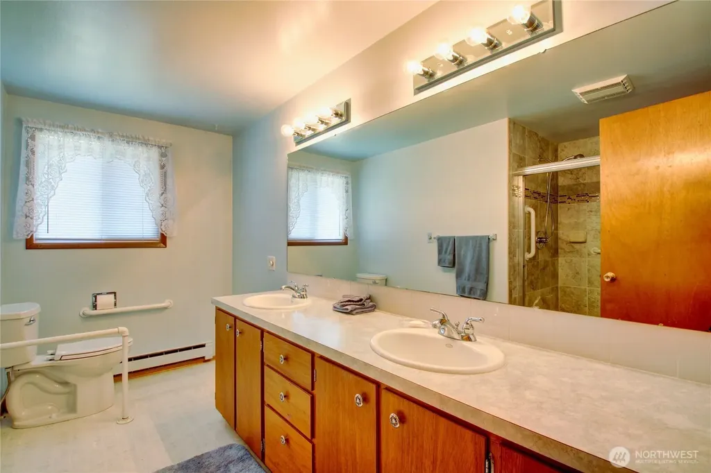 1907 Sparrs Lane Burlington WA 98233