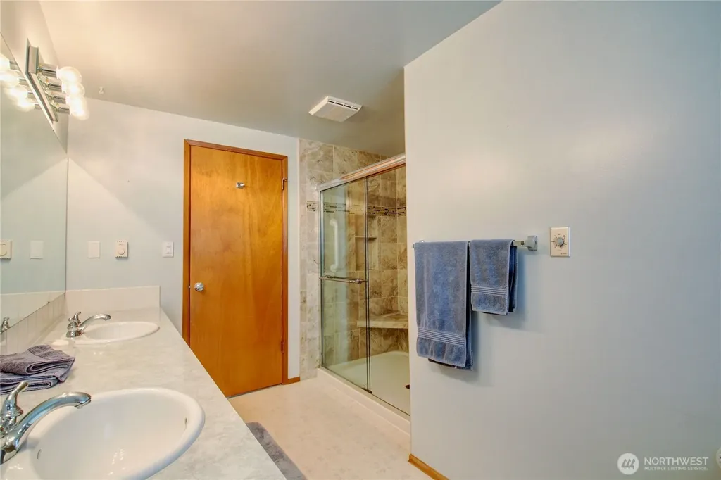 1907 Sparrs Lane Burlington WA 98233