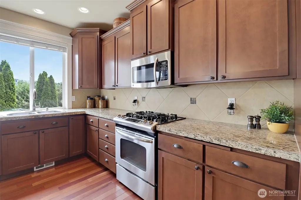 12129 178th Avenue E Bonney Lake WA 98391