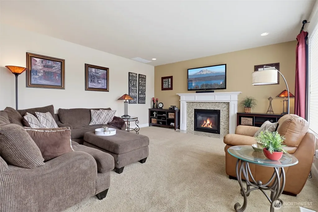 12129 178th Avenue E Bonney Lake WA 98391