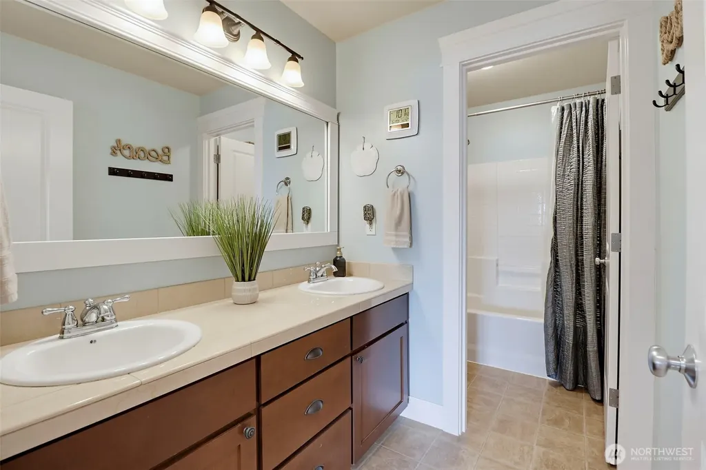 12129 178th Avenue E Bonney Lake WA 98391