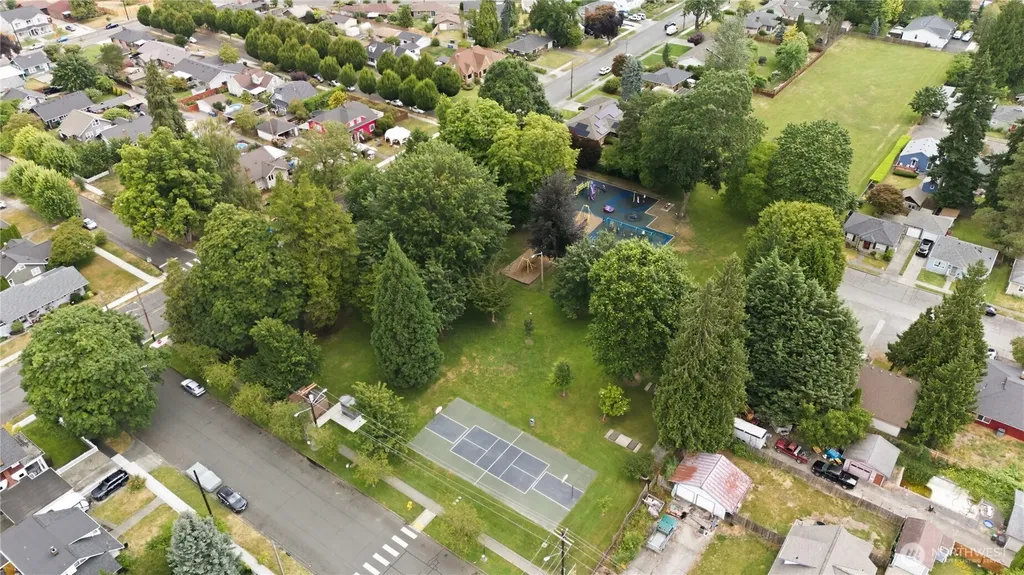 1409 Silver Street Sumner WA 98390