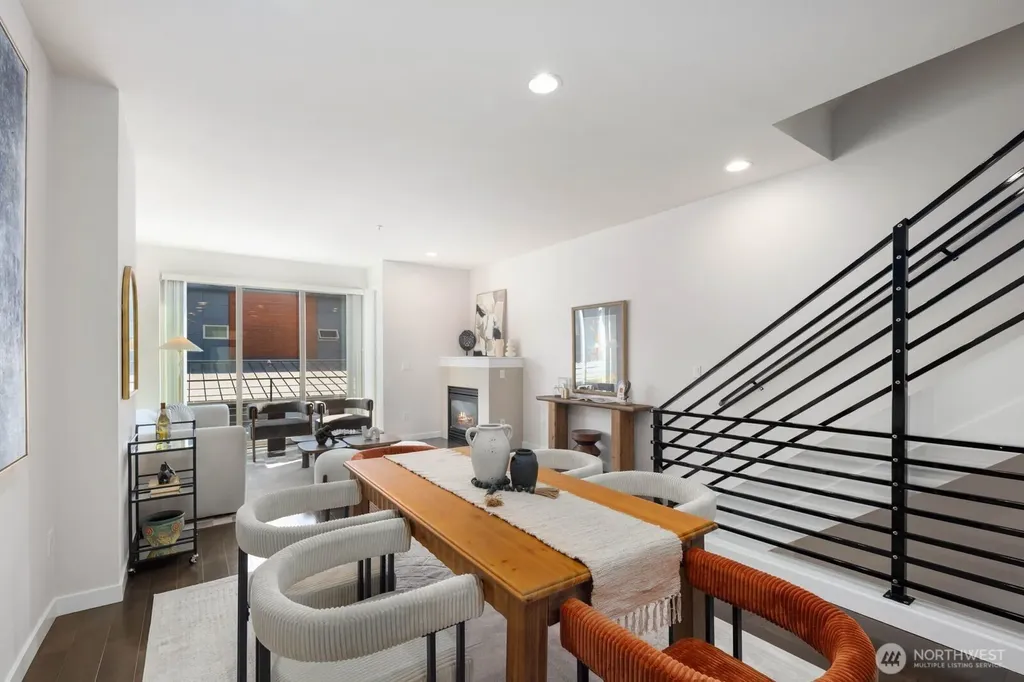 4253 SE 213th Place Issaquah WA 98029